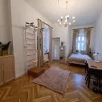 BenchK 721W + A204 wallbar with accessories