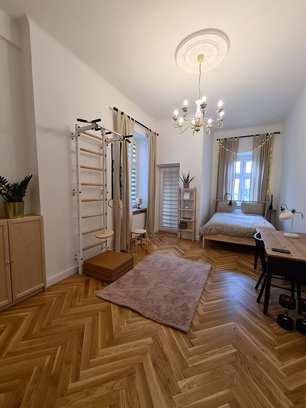 BenchK 721W + A204 wallbar with accessories