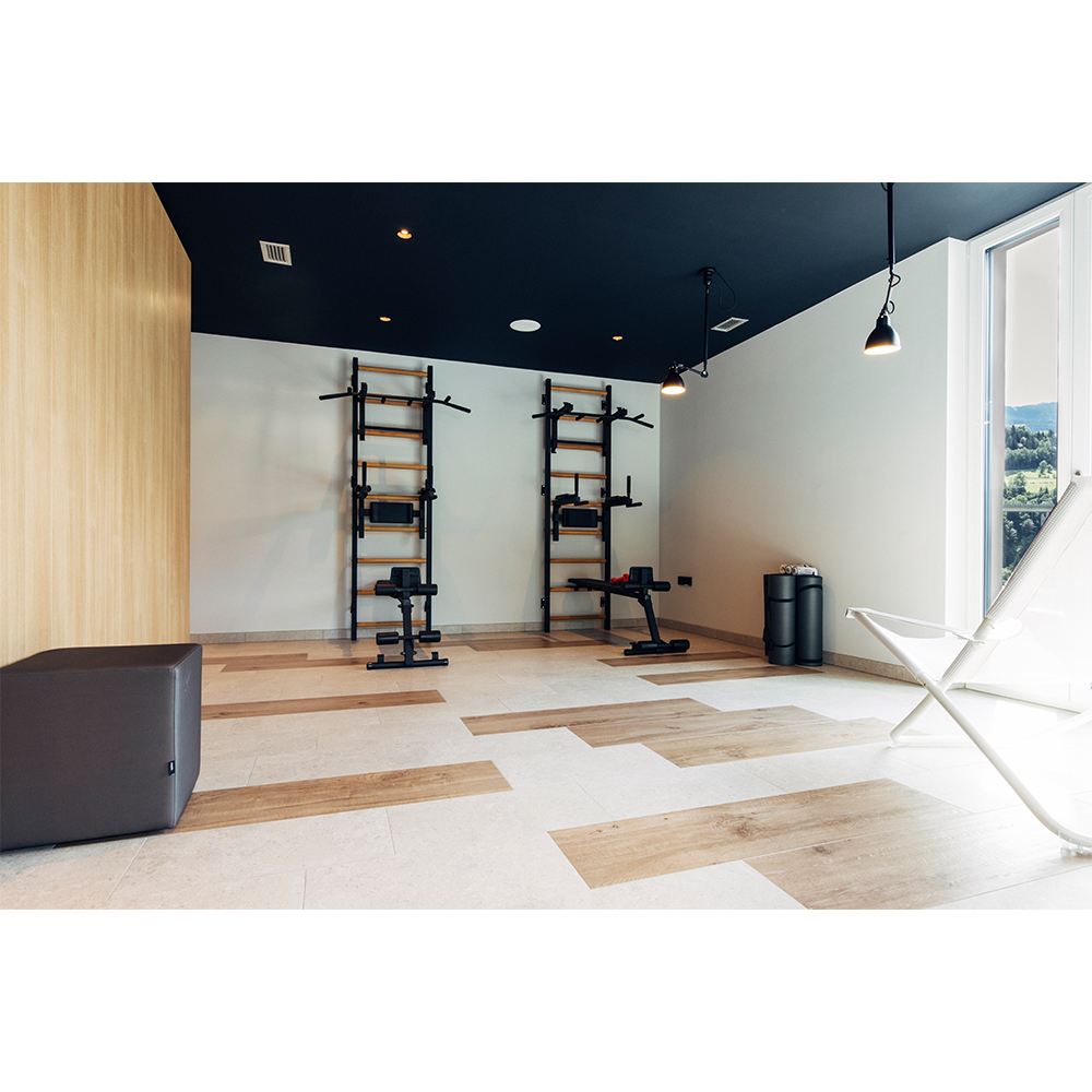 Luxury wallbar for home gym and personal studio - BenchK 733B