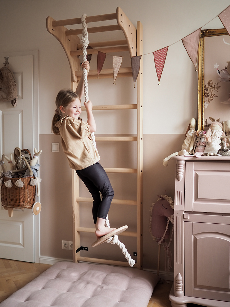 Gymnastic wall bars for home